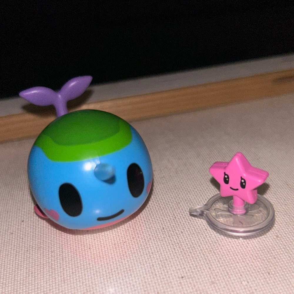 Narwally Tokidoki V1 Figure 💙💚